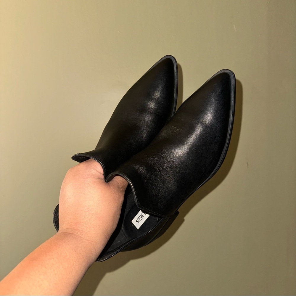 Steve Madden Joelle Leather Ankle Bootie